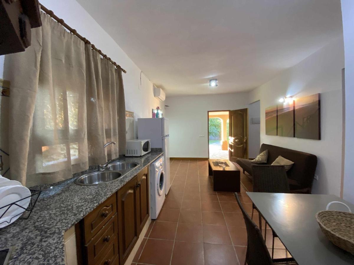 Villa Casa Con Jardin Privado Y Piscina Compartida à Cadix Extérieur photo